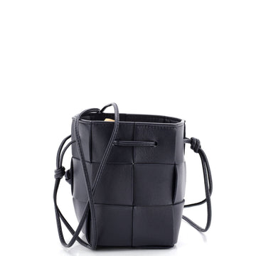 Cassette Bucket Bag Maxi Intrecciato Leather Mini