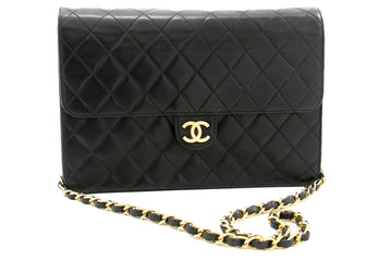 CHANEL Chain Shoulder Bag Clutch Black Quilted Flap Leather Purse j98