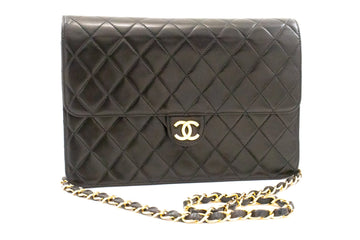 CHANEL Chain Shoulder Bag Clutch Black Quilted Flap Leather Purse k36
