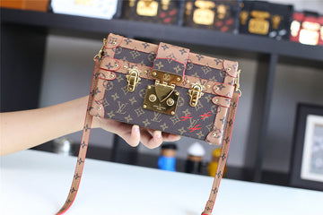 Fashion Lu-Vi bags - 8220