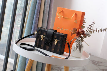 Fashion Lu-Vi bags - 17658