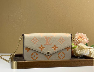 Lorae - LOV Bags - 2500
