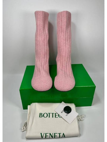 Luxury Bottega Veneta boots 250