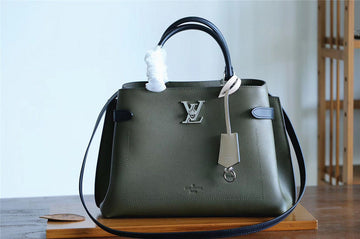 Fashion Lu-Vi bags - 8239