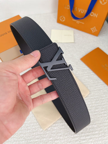 CN -Luxury  LUV  BELTS 024