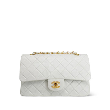 White leather Quilted Classic Flap Medium GHW