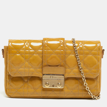 Yellow Cannage Patent Leather Miss Promenade Chain Clutch