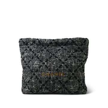 22K Black Ecru Tweed Quilted 22 Hobo Bag Medium Aged Gold Hardware