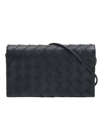 Luxury Bottega Veneta Intrecciato Strap Long Wallet Space