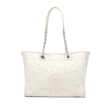 Top Quality Chanel Small Glazed Calfskin Deauville Tote (SHG-QE8xIp)