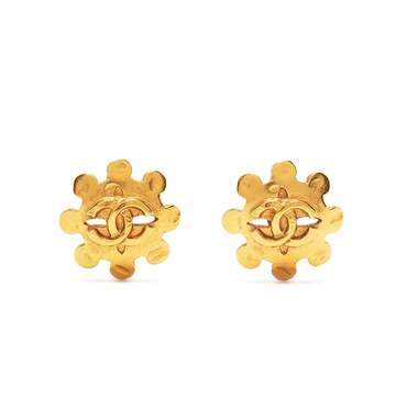 Cut Out Wheel Clip-on Earrings