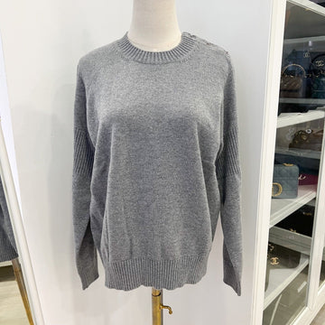 Chanel 24B Knitted Pullover with CC Logo Turnlocks in Grey Cashmere (Model: P77869)