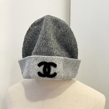 Chanel 25K Beanie with CC Logo in Grey 100% Cashmere (Model: AAB432)