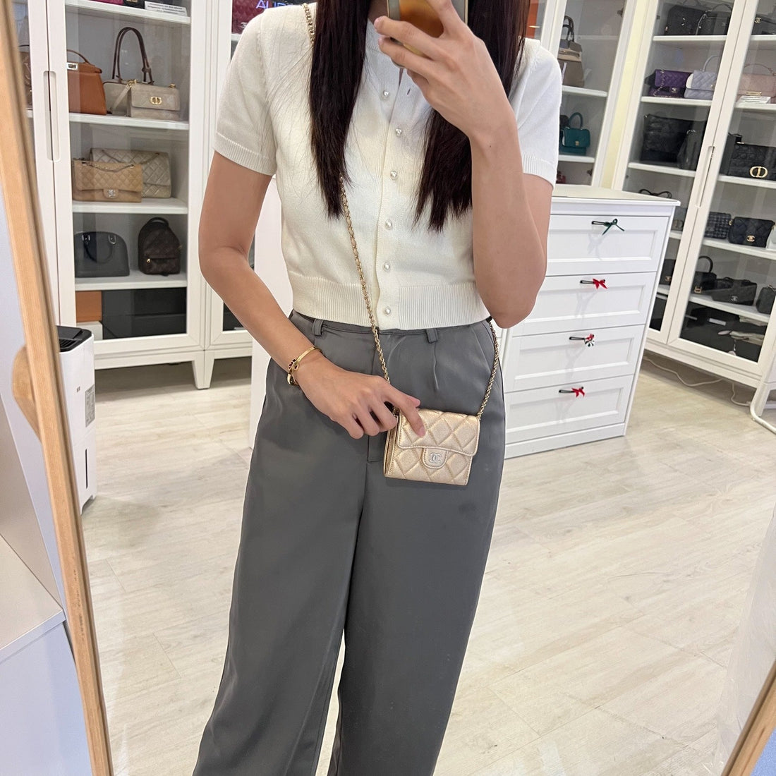 Chanel 21P Card Holder / Clutch on Chain in Metallic Gold Lambskin and LGHW (Model: AP0238)