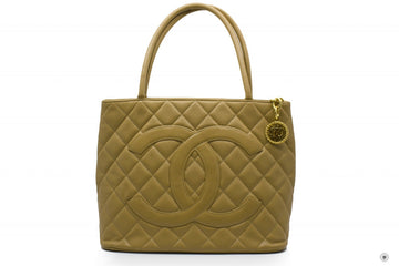 Top Quality Chanel A01804 Classic CC Medallion Beige Leather Tote Bag Ghw