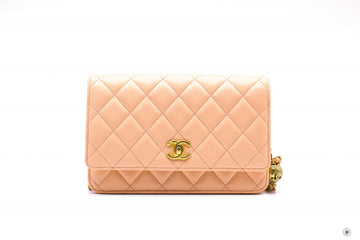 Top Quality Chanel AP1450B02916 Pearl Crush Wallet ON Chain Woc  Apricot / NG119 Leather Shoulder Bags Gbhw