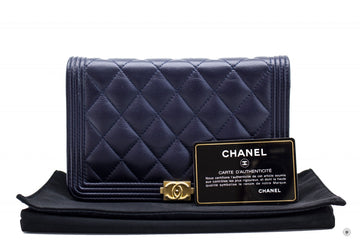 Top Quality Chanel Boy Wallet ON Chain Navy  Leather Shoulder Bags Gbhw