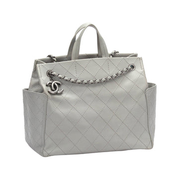 Chanel CC Pocket Handbag White Chevron Leather Silver