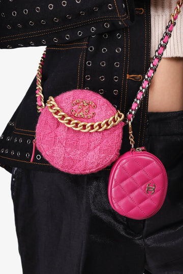 Chanel 2019-20 Fuchsia Tweed 19 Round Clutch with Coin Purse