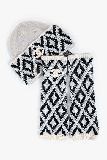 Chanel Grey/Navy Blue Cashmere Blend Knit Beanie + Fingerless Gloves Set