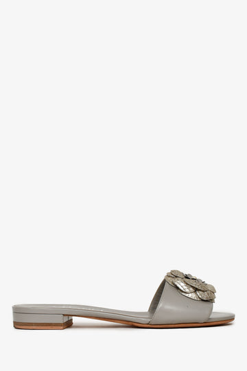Chanel Grey Leather Silver Camellia Flower Flat Sandals Size 35.5