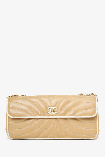 Chanel 2003-04 Beige Leather East West Flap New 1:1 Bags