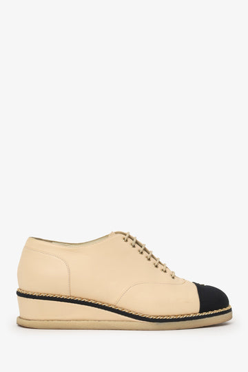 Chanel Beige/Black Leather Chain Embellished Cap Toe Oxfords Size 37