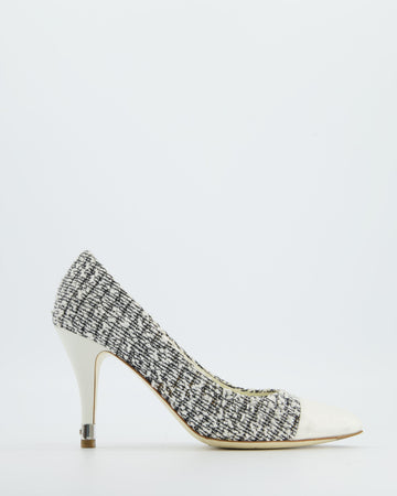 Chanel White & Black Tweed Pump Heels with Pointed Toe & CC Heel Details Size EU 38