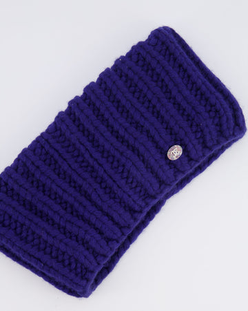 Chanel Resort 2023 Blue Wool Knitted Collar with Multi-Colour Crystal Embellished CC Logo Detail Size S