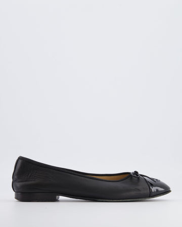 Chanel Black Leather Ballet Flats with  Leather Toe Cap and CC Logo Detail Size EU 39.5 C