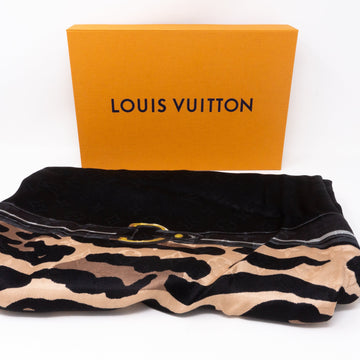 Monogram Shawl Leogram Black
