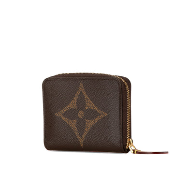 Brown Louis Vuitton Monogram Giant Zippy Coin Purse