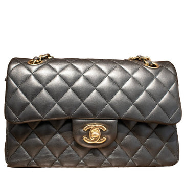 Medium Double Flap