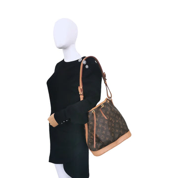 Louis Vuitton Petit Noé Monogram Leather/canvas