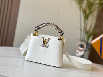 Elite Carryalls