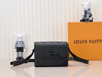 Elite Carryalls