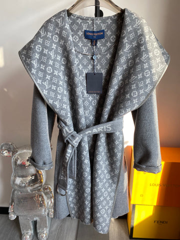 Luxury Louis Vuitton  Wrap Coat 027