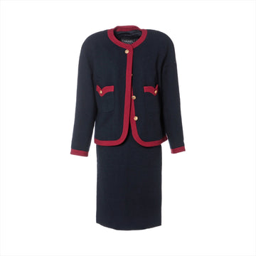 Top Quality Chanel Coconut Button Vintage Wool Setup 34  Navy x Red 20370 Wicker G Button