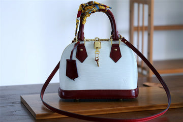 Fashion Lu-Vi bags - 8259