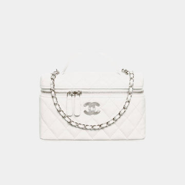 Long Vanity with Chain in Shiny Grained Calfskin and Silver Tone Metal