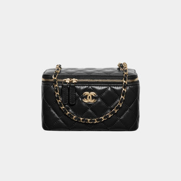 Long Vanity with Chain in Shiny Lambskin and Gold Tone