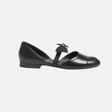Mary Janes in Black