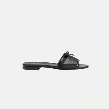 Mules in Mesh