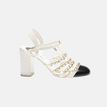 Slingbacks in Shiny Lambskin