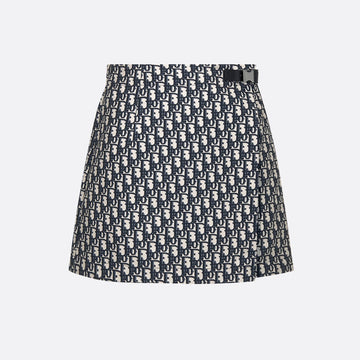 Skort