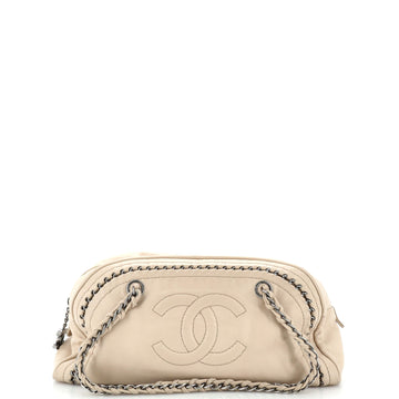 CHANEL Luxe Ligne Bowler Bag Leather Medium