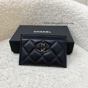 Chanel Seasonal Flat Card Holder in Black Lambskin (Model: AP3627)