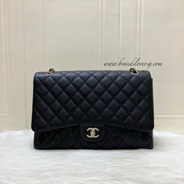 Chanel Classic Maxi Single Flap in Black Caviar and GHW