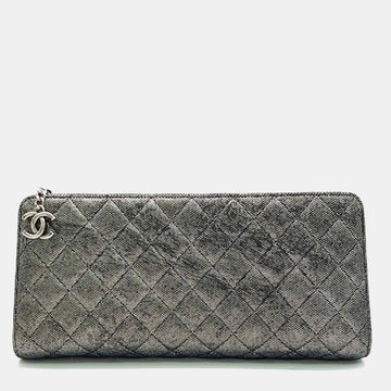 Metallic Clutch