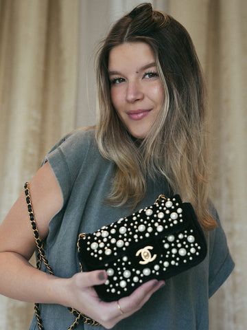 Black Velvet Pearl Embellished Mini Rectangular Flap AGHW
